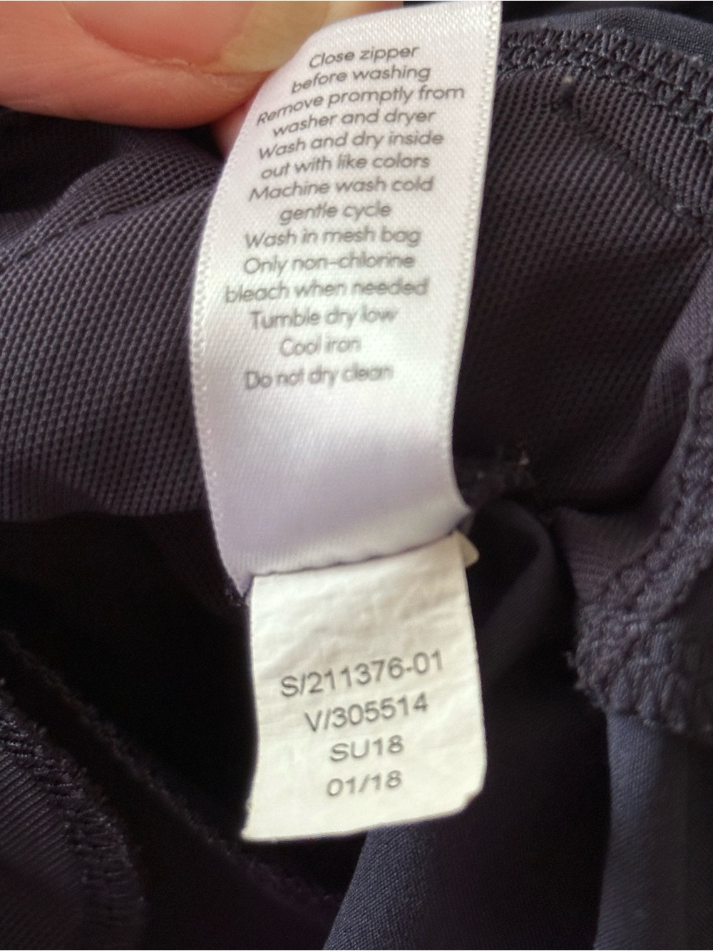 Athleta Trekkie North Shorts Navy Blue Hiking Travel Size 4 - Picture 10 of 10